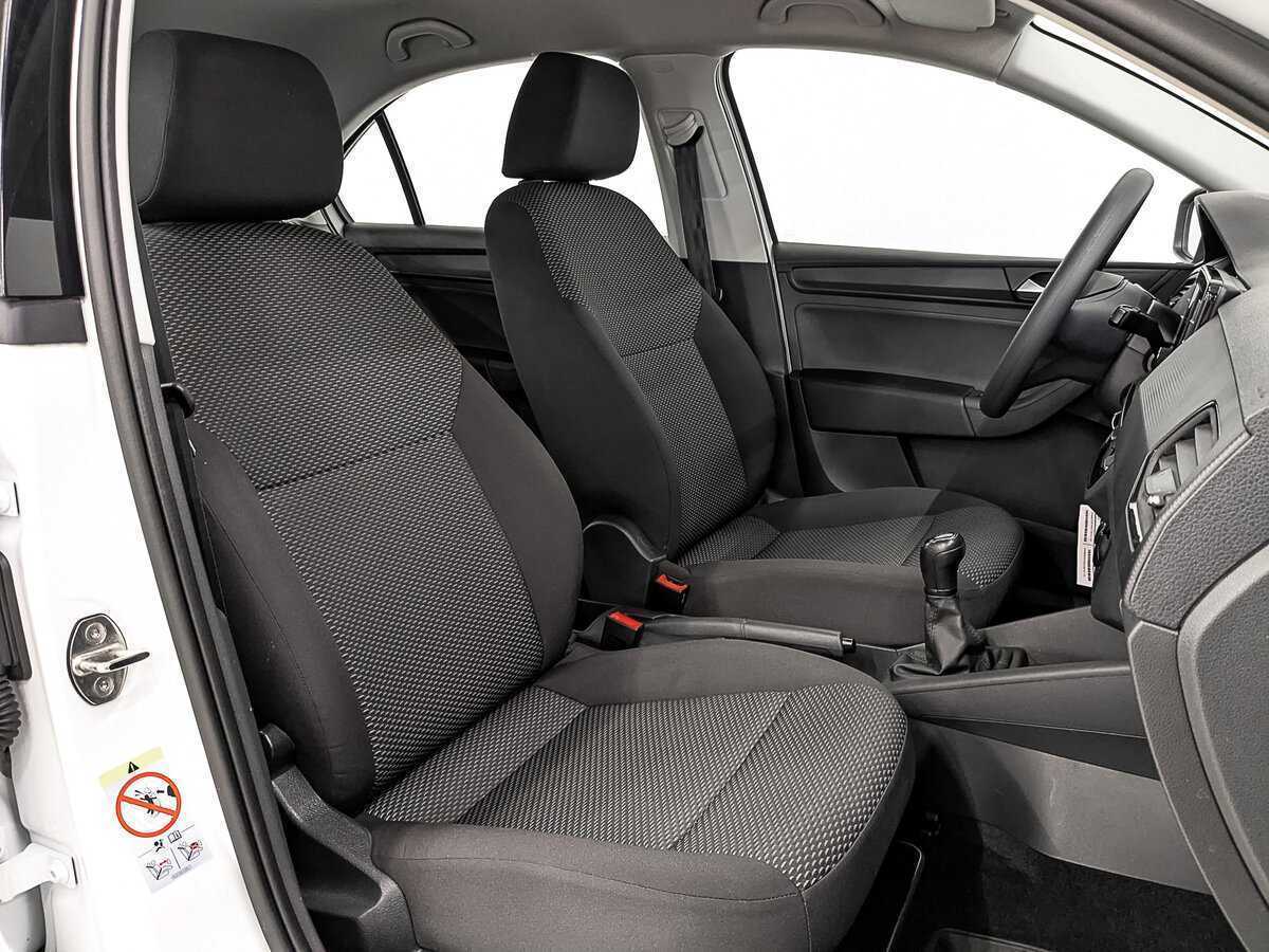 Купить Volkswagen Polo с пробегом. Фото: #23