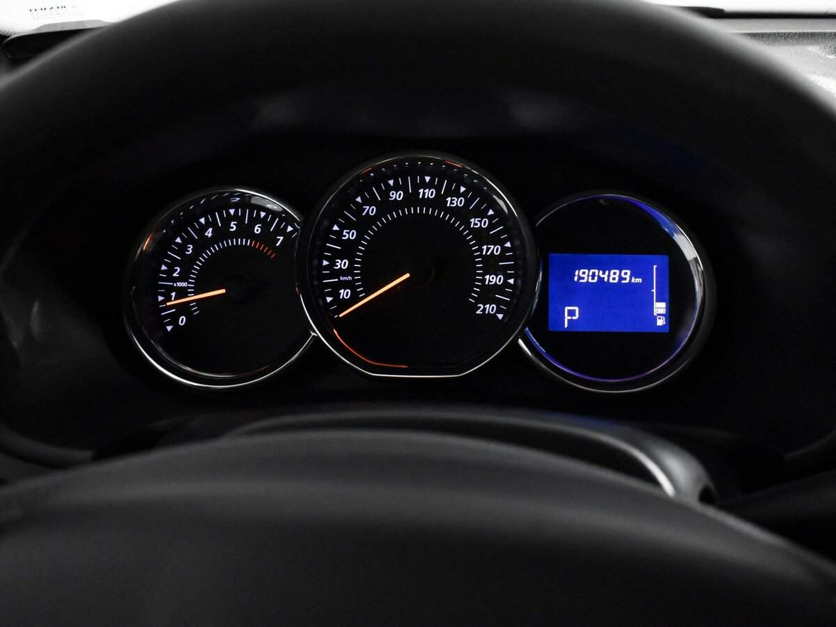 Купить Renault Sandero с пробегом. Фото: #16