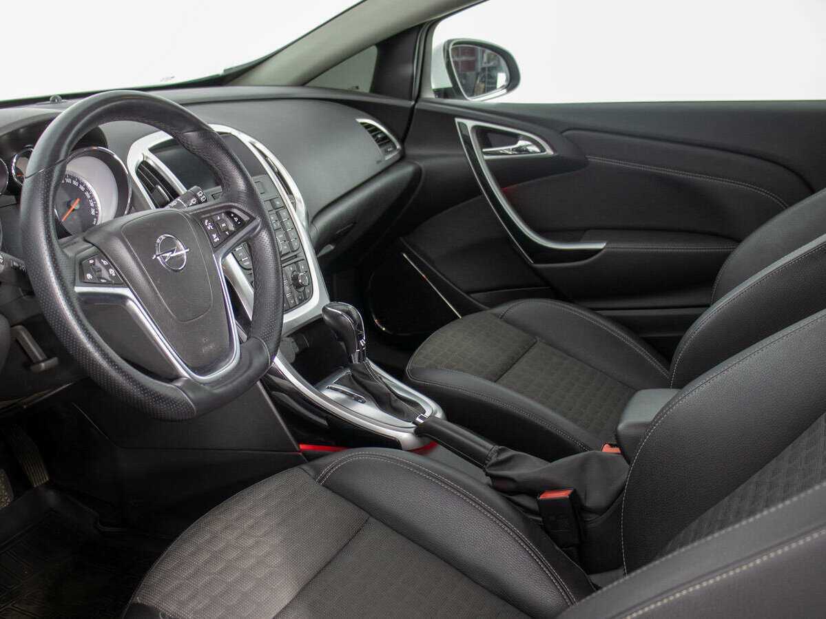 Купить Opel Astra с пробегом. Фото: #9