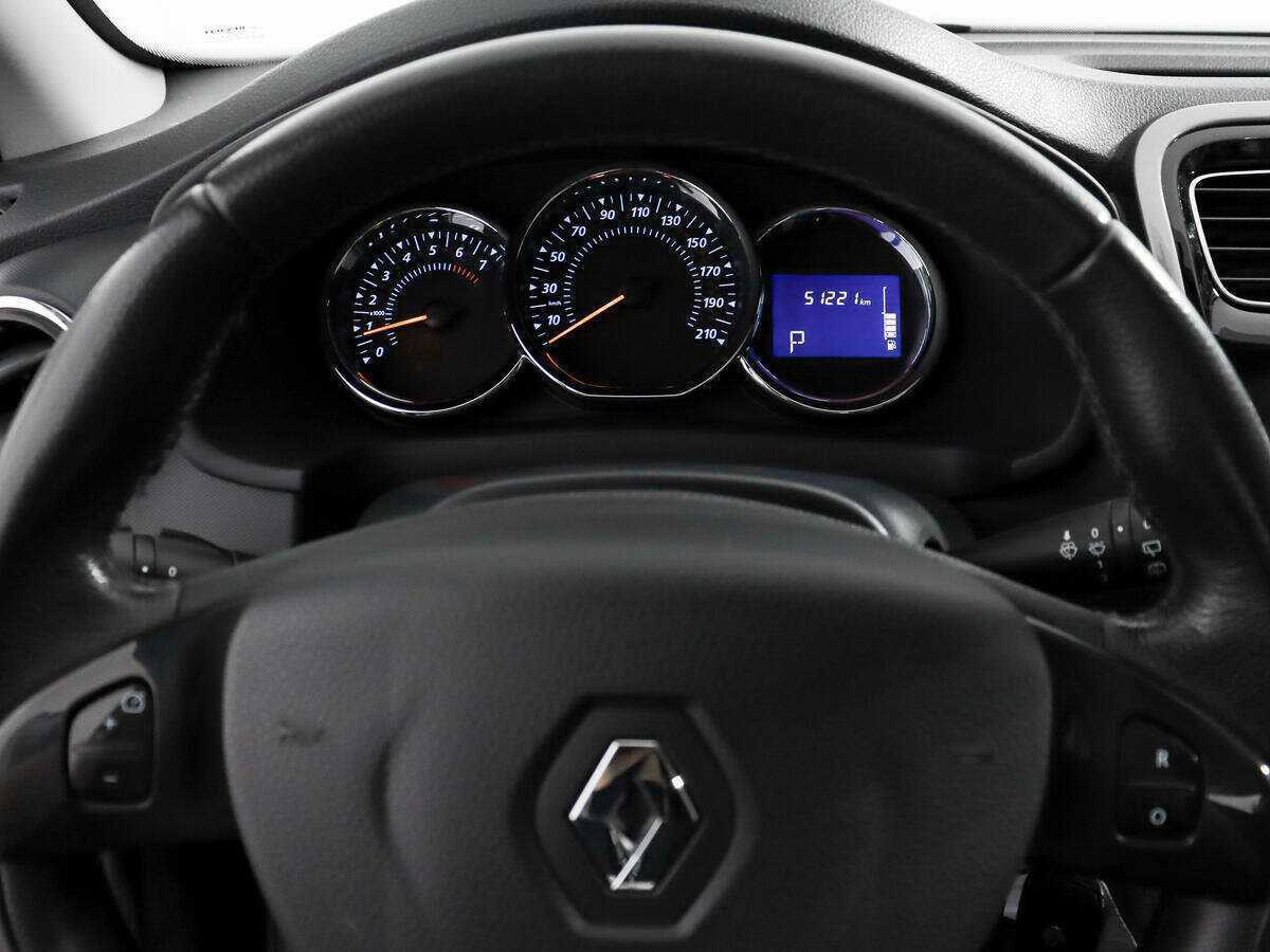 Купить Renault Sandero с пробегом. Фото: #12