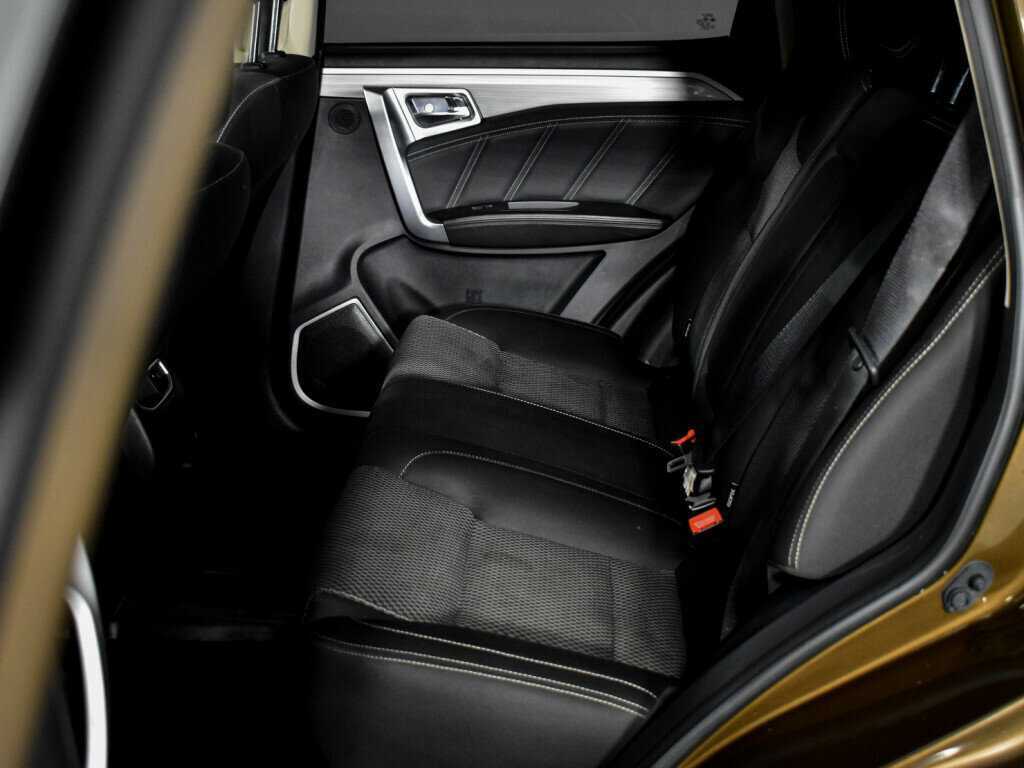 Купить Geely Emgrand X7 с пробегом. Фото: #10