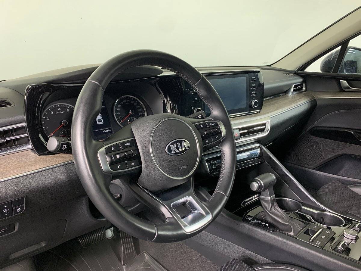 Купить Kia K5 с пробегом. Фото: #10