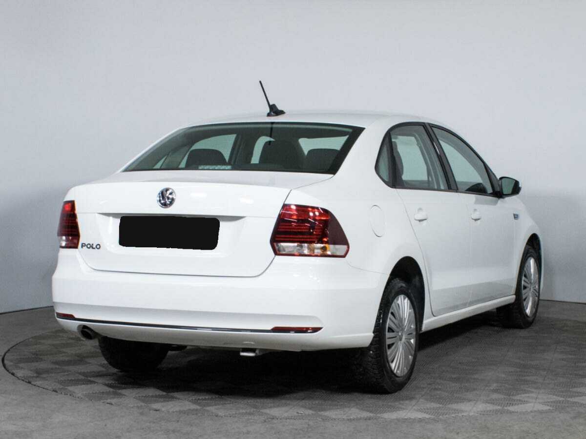 Купить Volkswagen Polo с пробегом. Фото: #4