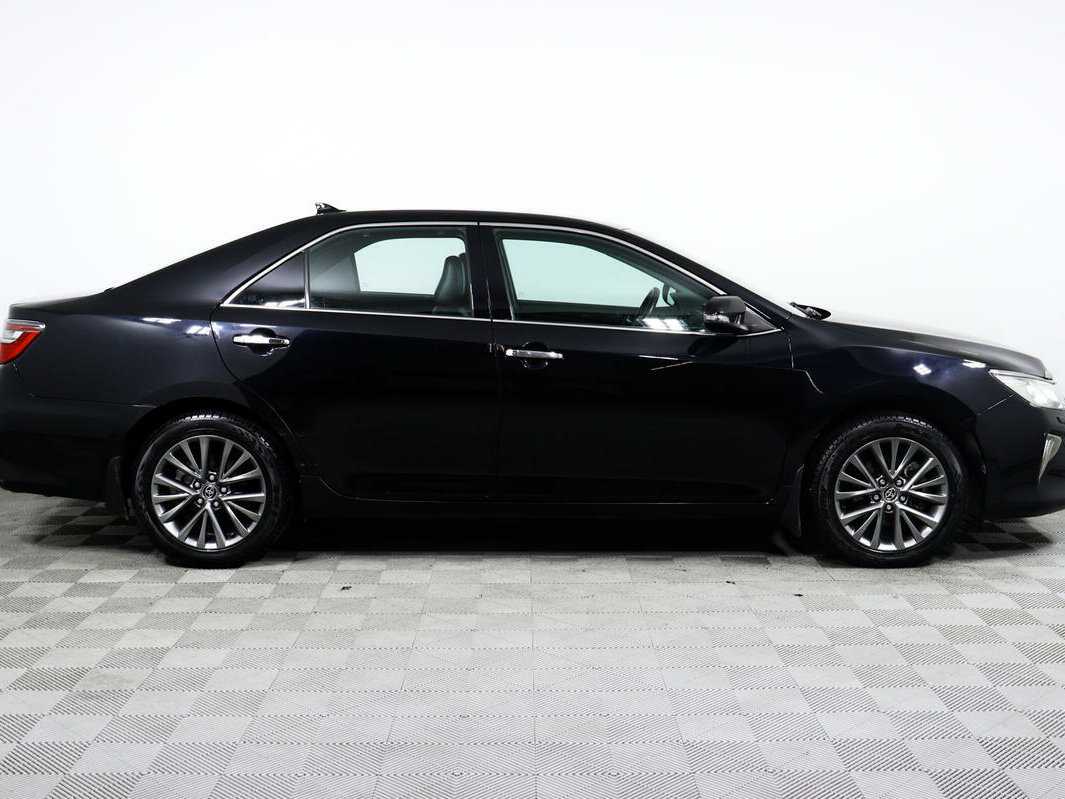 Купить Toyota Camry с пробегом. Фото: #3
