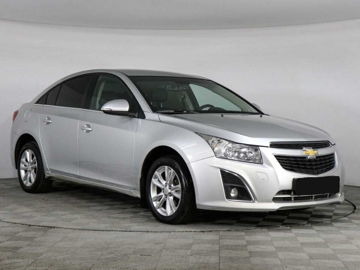 Купить Chevrolet Cruze с пробегом. Фото: #2