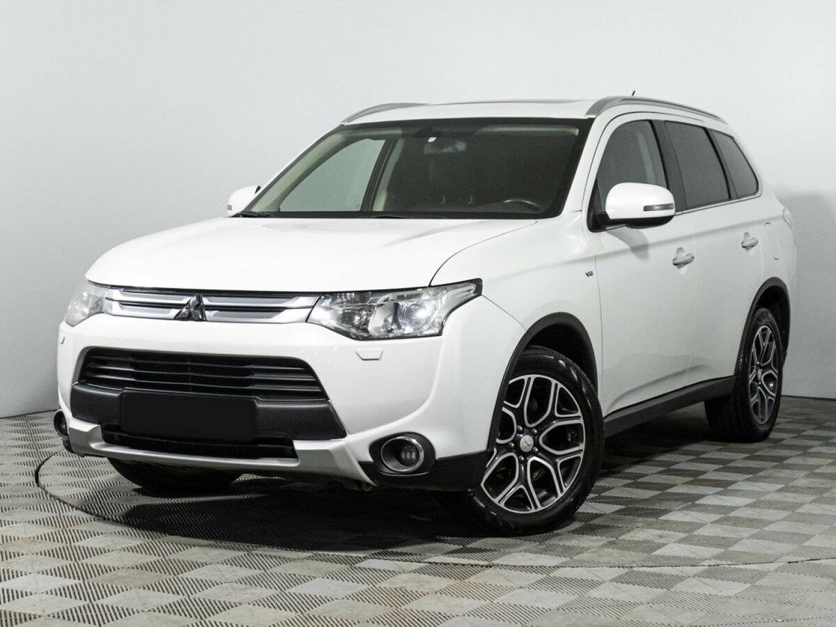 Купить Mitsubishi Outlander с пробегом. Фото: #0