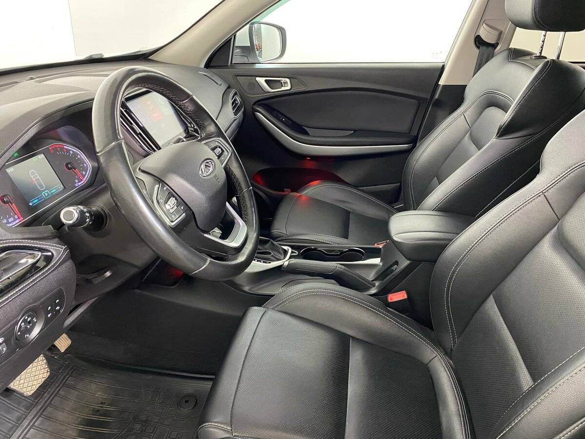 Купить Chery Tiggo 7 с пробегом. Фото: #5