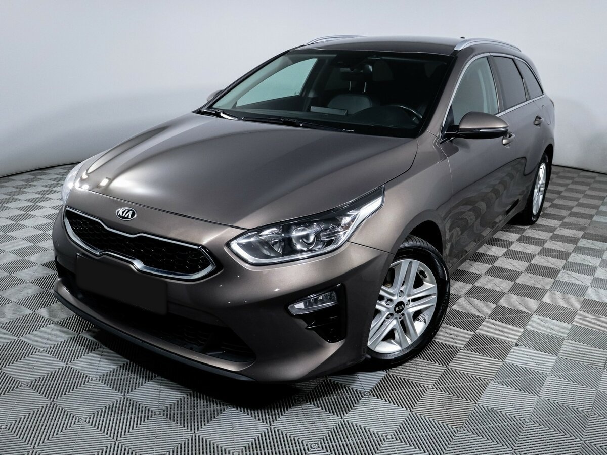 Купить Kia Ceed с пробегом. Фото: #13