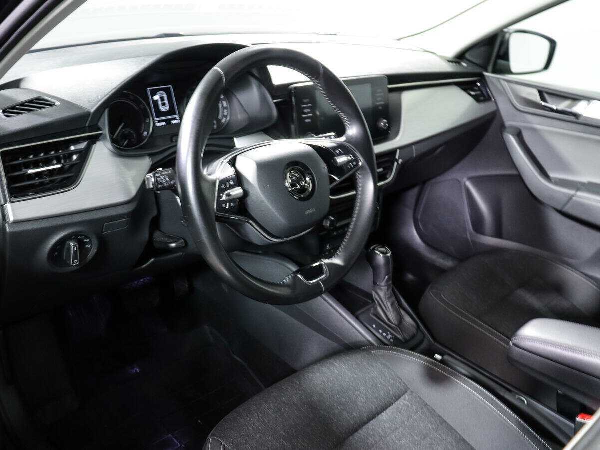 Купить Skoda Rapid с пробегом. Фото: #11