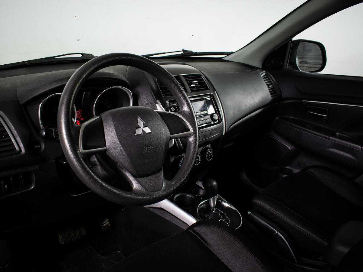 Купить Mitsubishi ASX с пробегом. Фото: #12