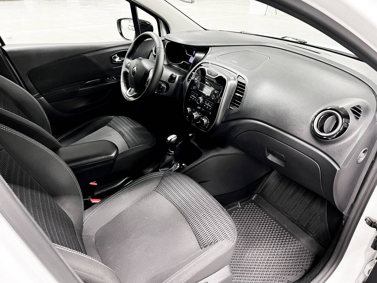 Купить Renault Kaptur с пробегом. Фото: #10