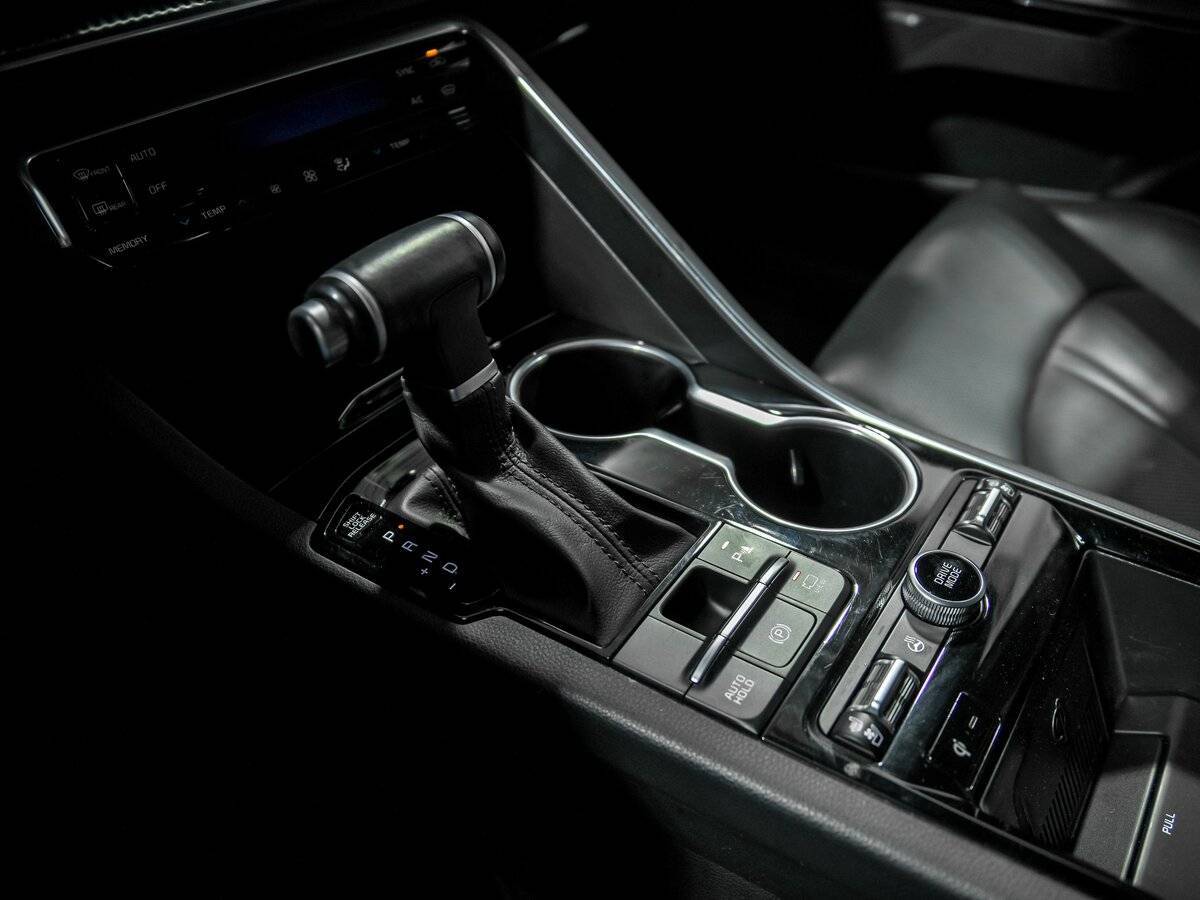 Купить Kia K5 с пробегом. Фото: #17