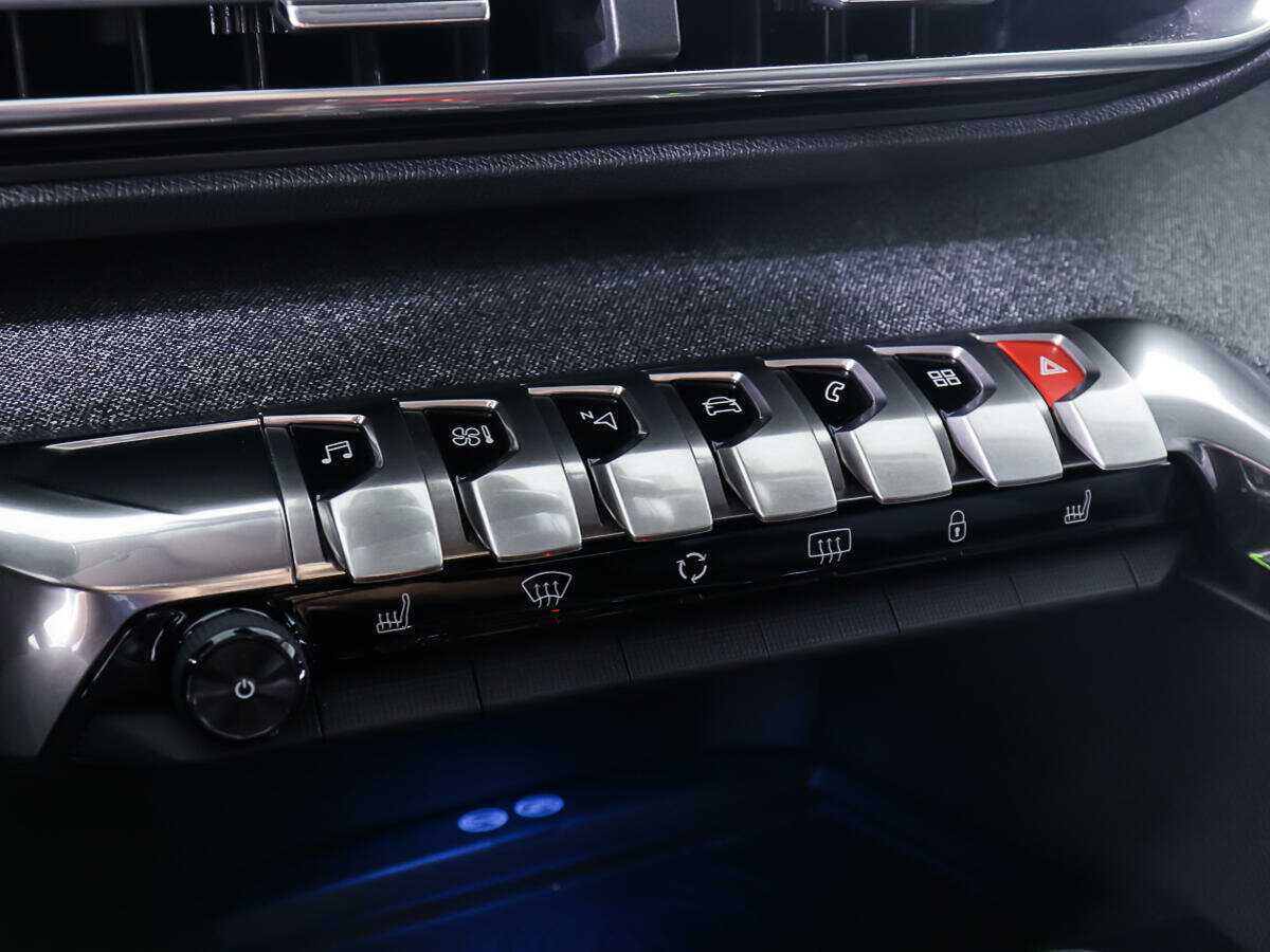 Купить Peugeot 3008 с пробегом. Фото: #18