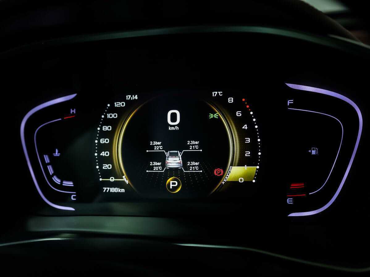 Купить Geely Coolray с пробегом. Фото: #19