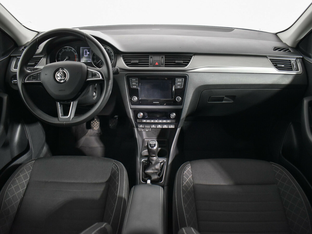 Купить Skoda Rapid с пробегом. Фото: #12