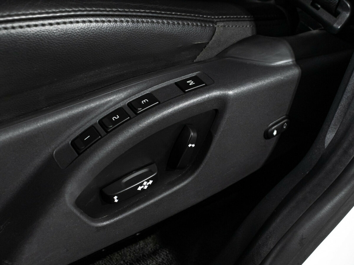 Купить Volvo XC60 с пробегом. Фото: #12