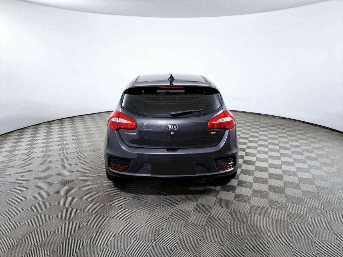 Купить Kia Ceed с пробегом. Фото: #5