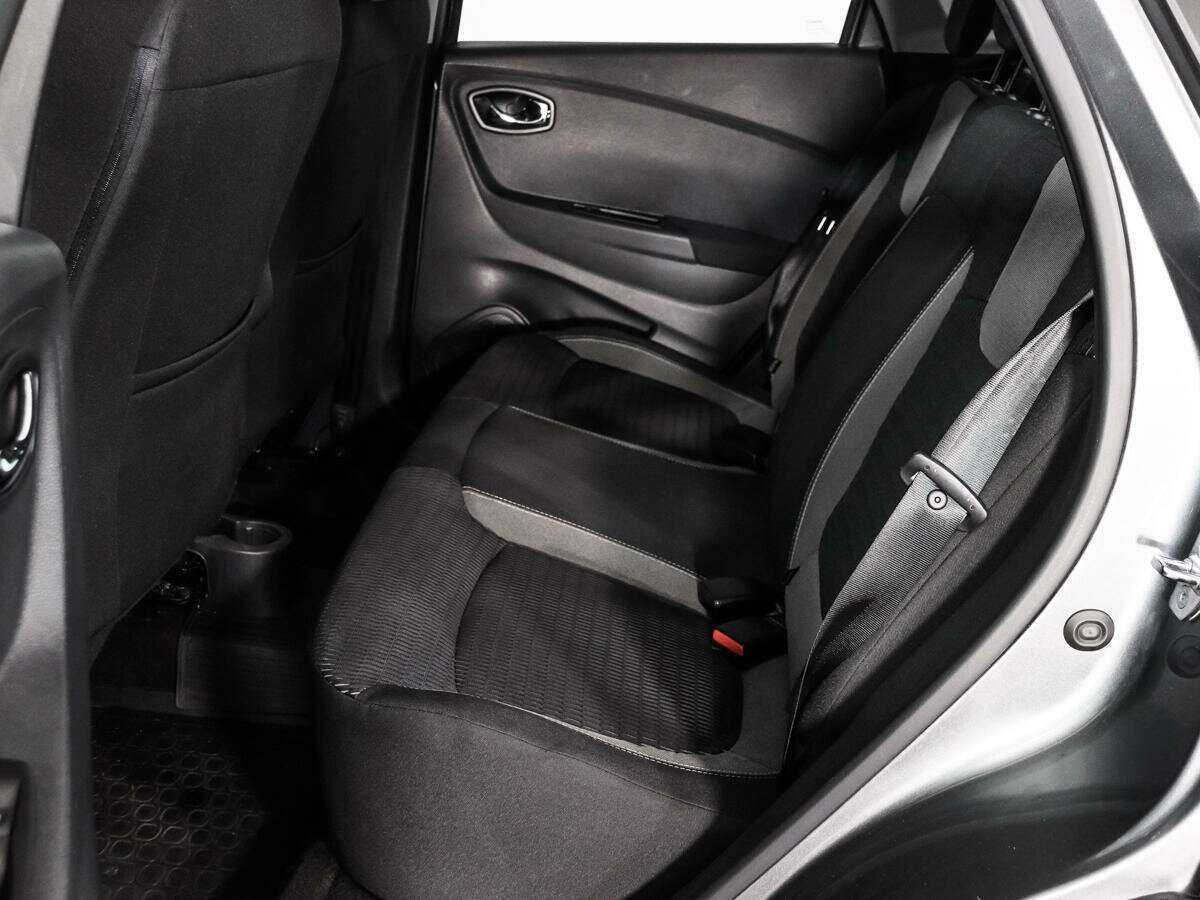 Купить Renault Kaptur с пробегом. Фото: #10