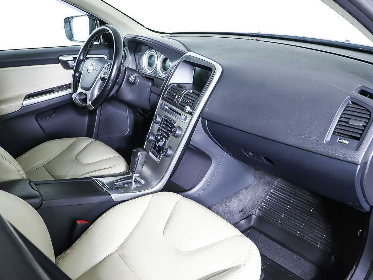 Купить Volvo XC60 с пробегом. Фото: #10