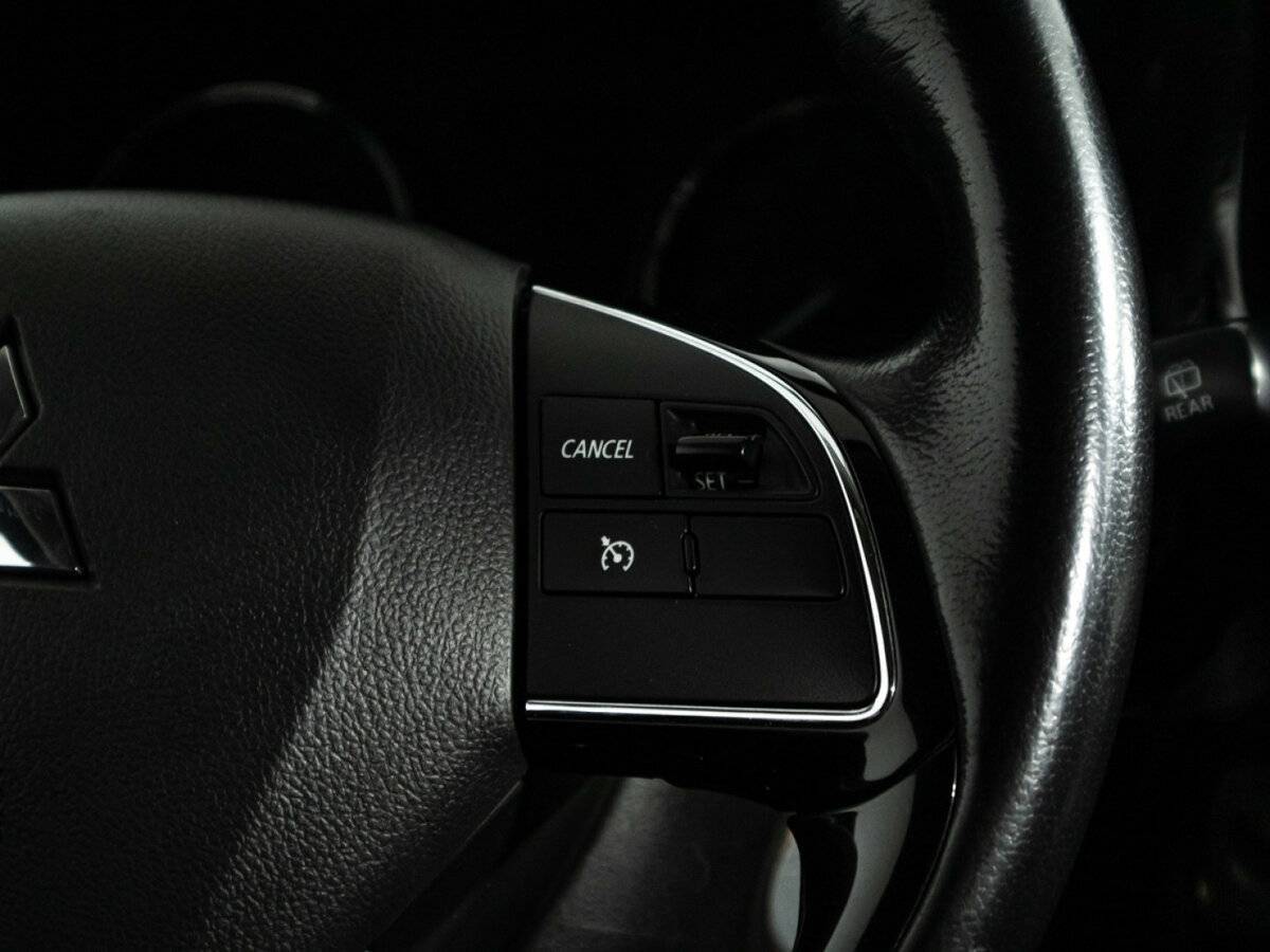 Купить Mitsubishi Outlander с пробегом. Фото: #18