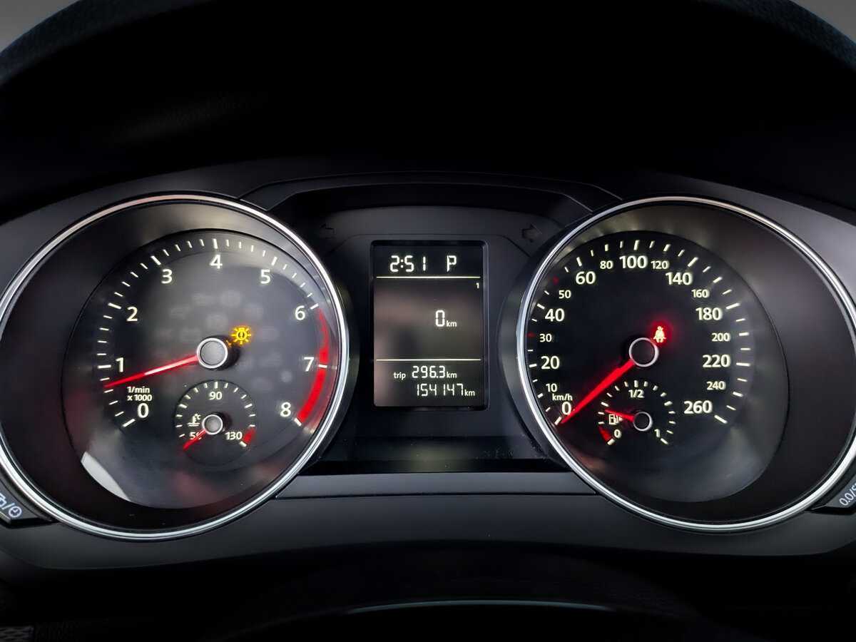 Купить Volkswagen Jetta с пробегом. Фото: #10