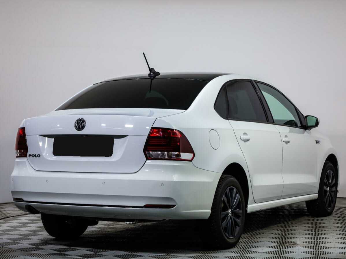 Купить Volkswagen Polo с пробегом. Фото: #3