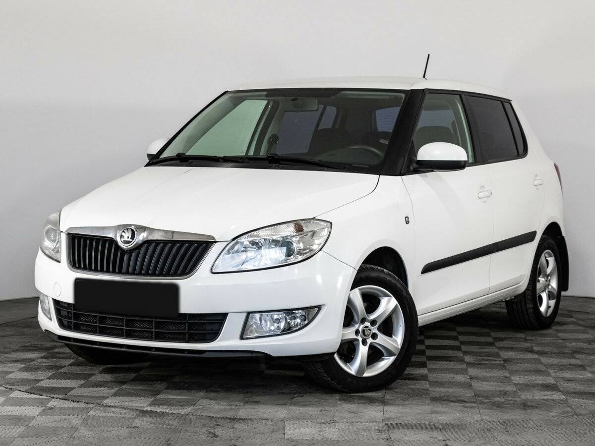 Купить Skoda Fabia с пробегом. Посмотреть фото