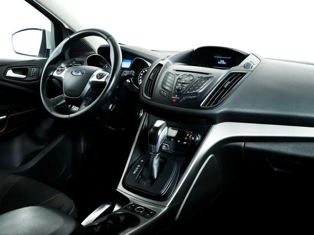 Купить Ford Kuga с пробегом. Фото: #8