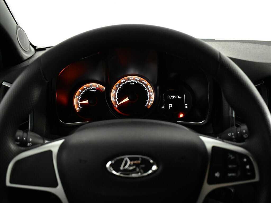 Купить Lada (ВАЗ) XRAY с пробегом. Фото: #10