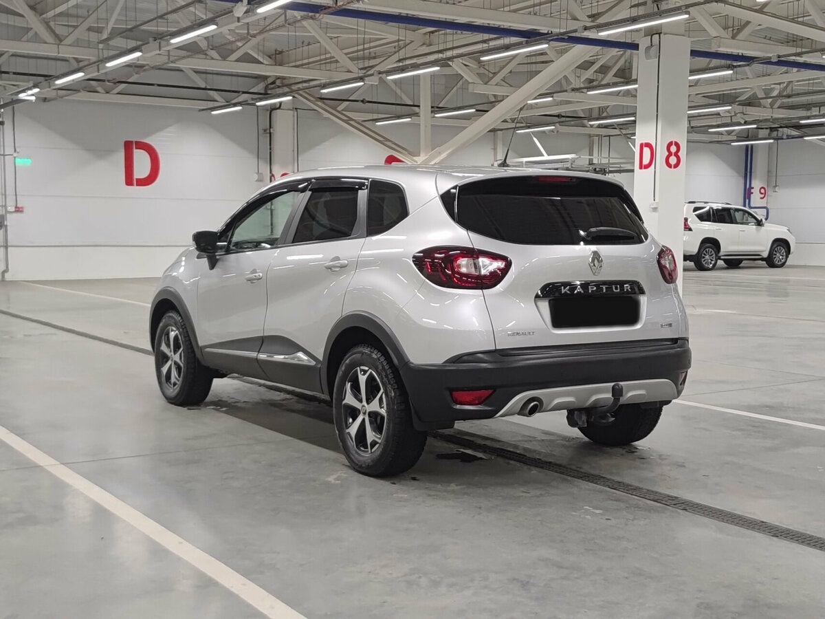 Купить Renault Kaptur с пробегом. Фото: #6