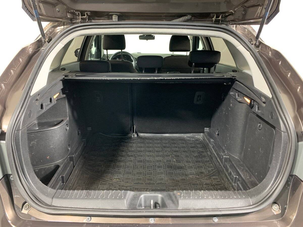 Купить Lada (ВАЗ) Vesta с пробегом. Фото: #18