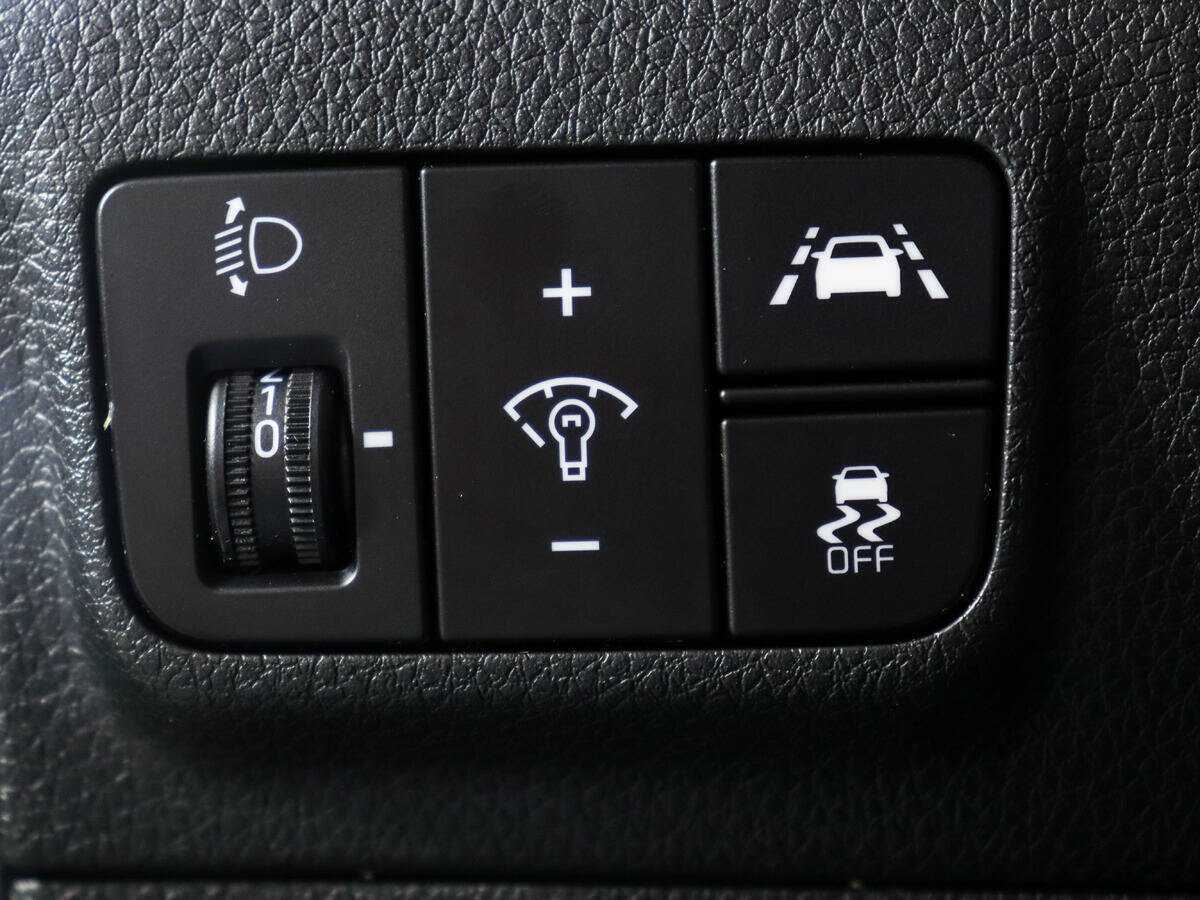 Купить Kia K5 с пробегом. Фото: #16