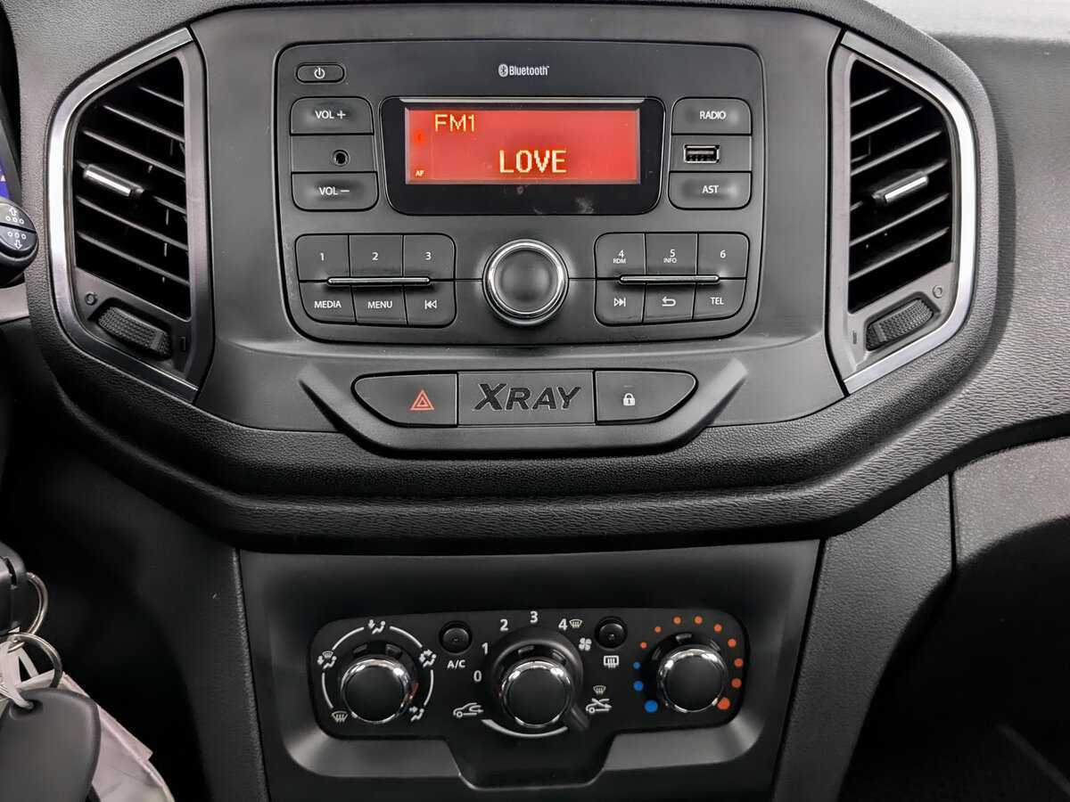 Купить Lada (ВАЗ) XRAY с пробегом. Фото: #12