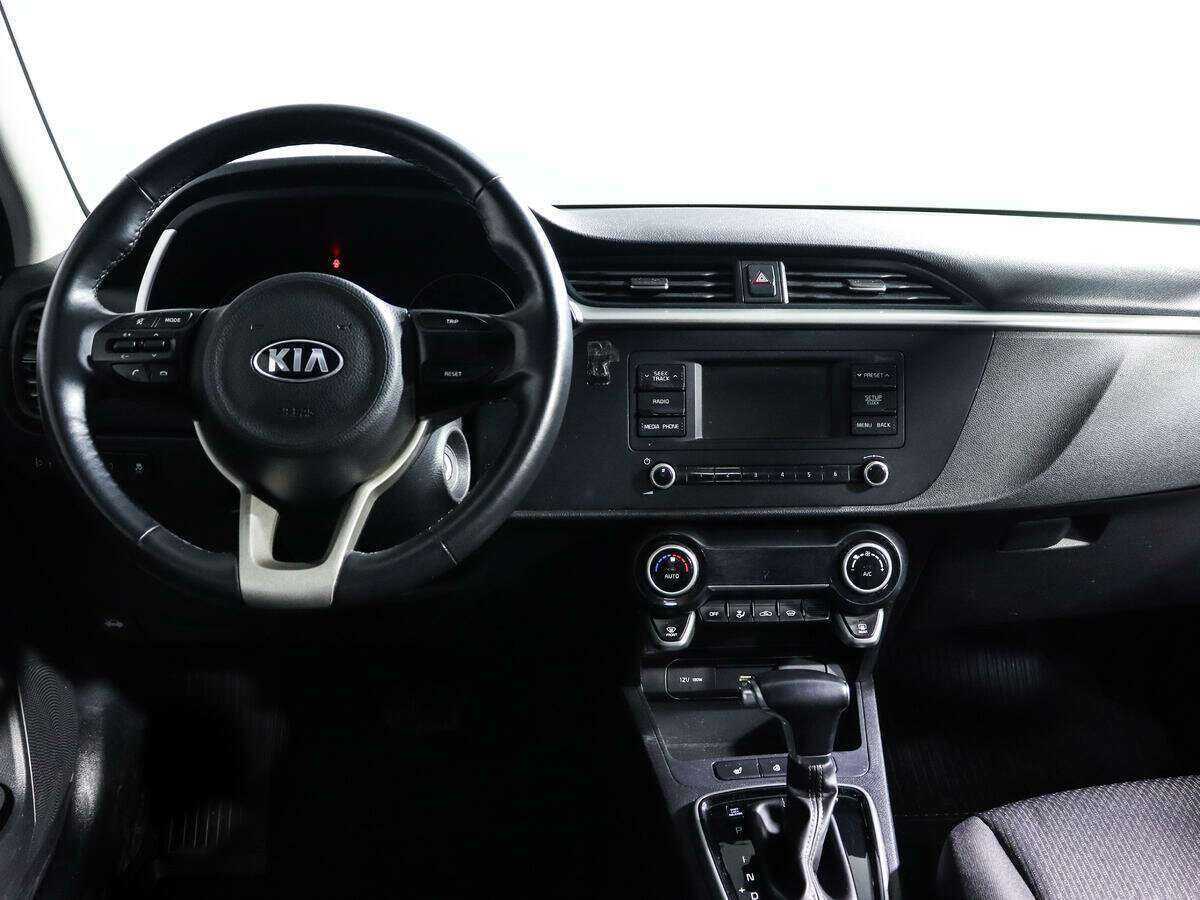 Купить Kia Rio с пробегом. Фото: #9