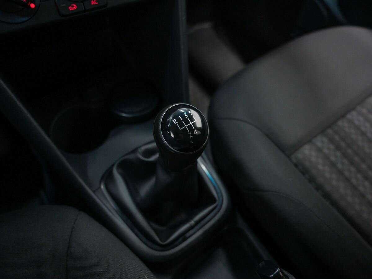 Купить Volkswagen Polo с пробегом. Фото: #17
