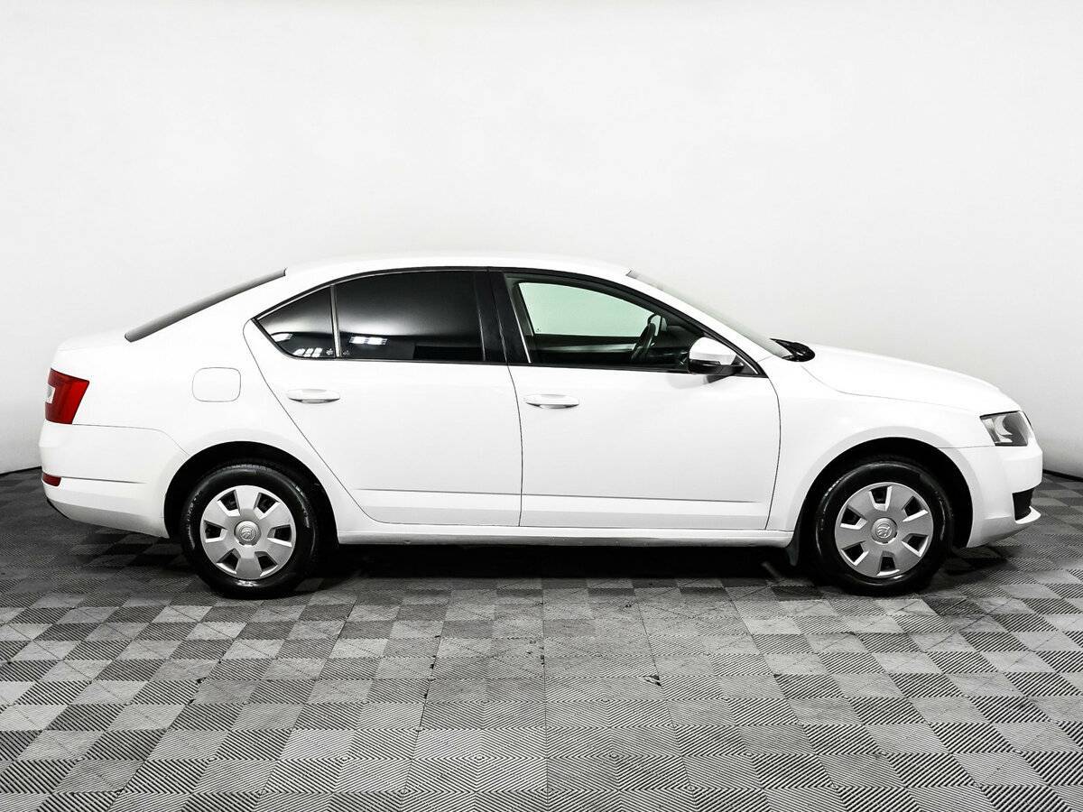 Купить Skoda Octavia с пробегом. Фото: #3