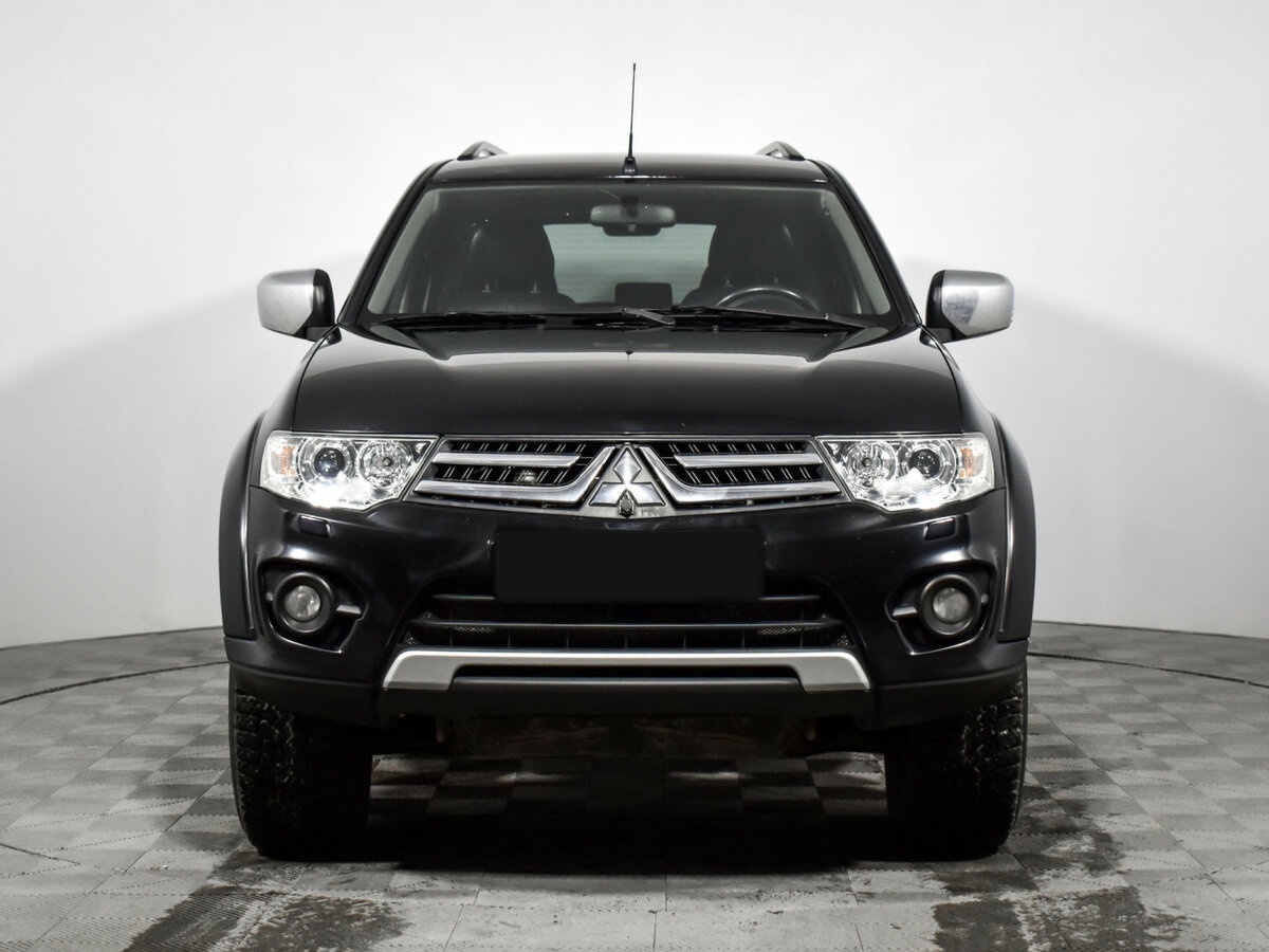 Купить Mitsubishi Pajero Sport с пробегом. Фото: #1