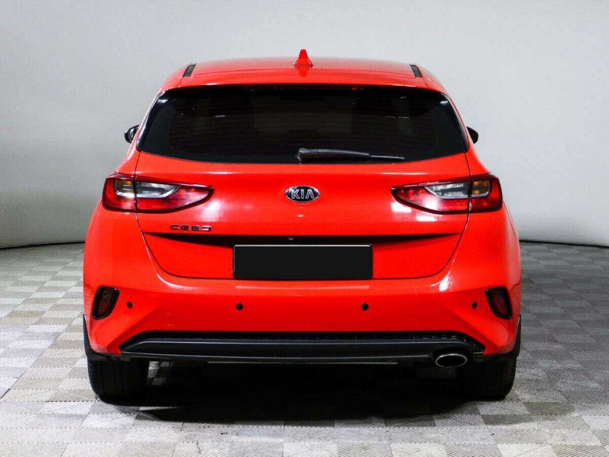 Купить Kia Ceed с пробегом. Фото: #4