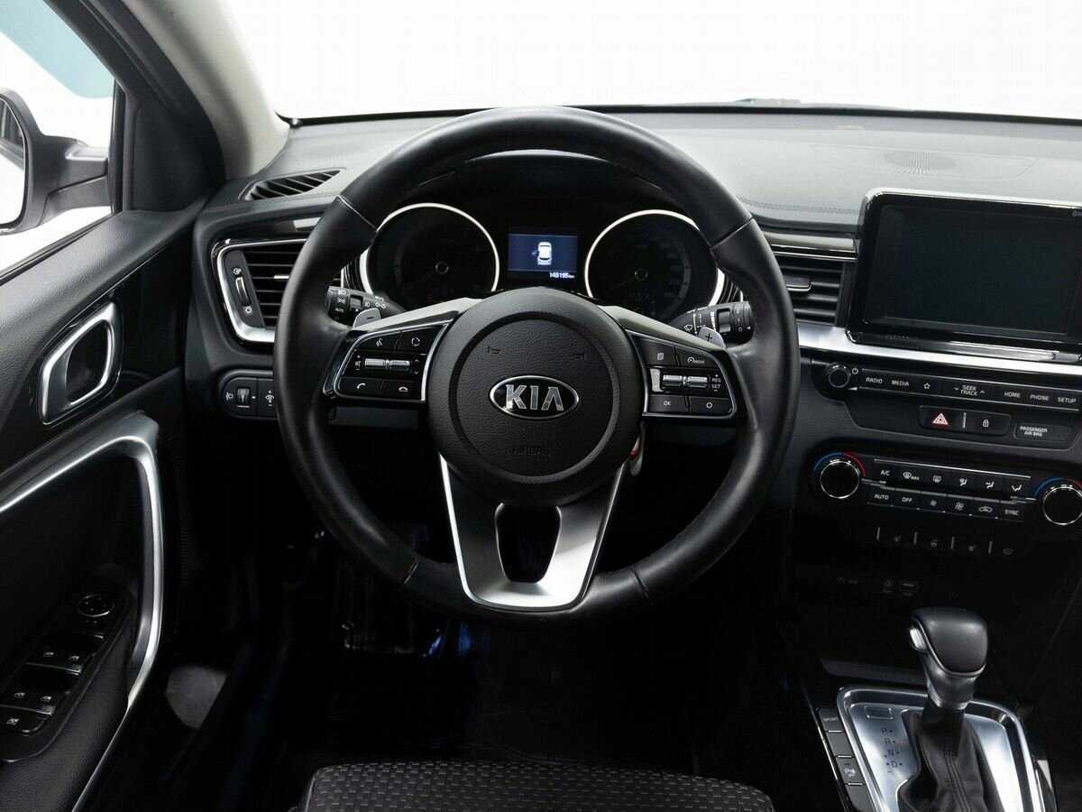 Купить Kia Ceed с пробегом. Фото: #14