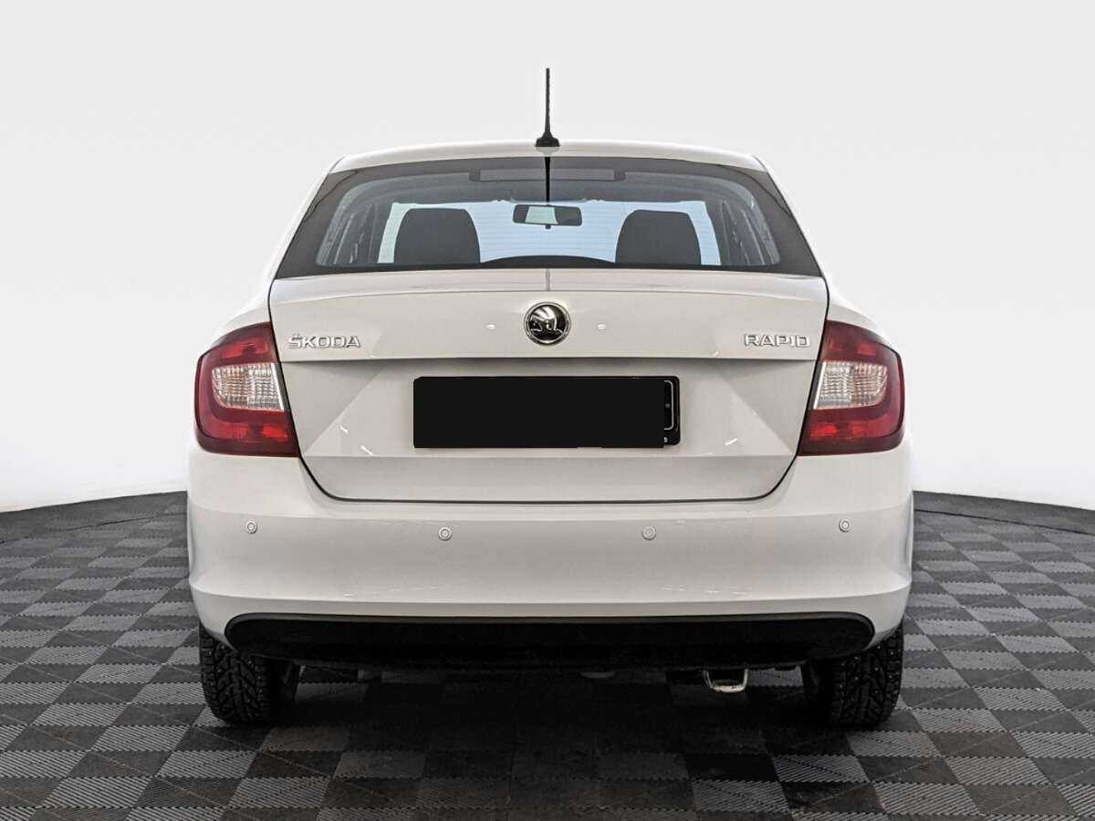 Купить Skoda Rapid с пробегом. Фото: #5