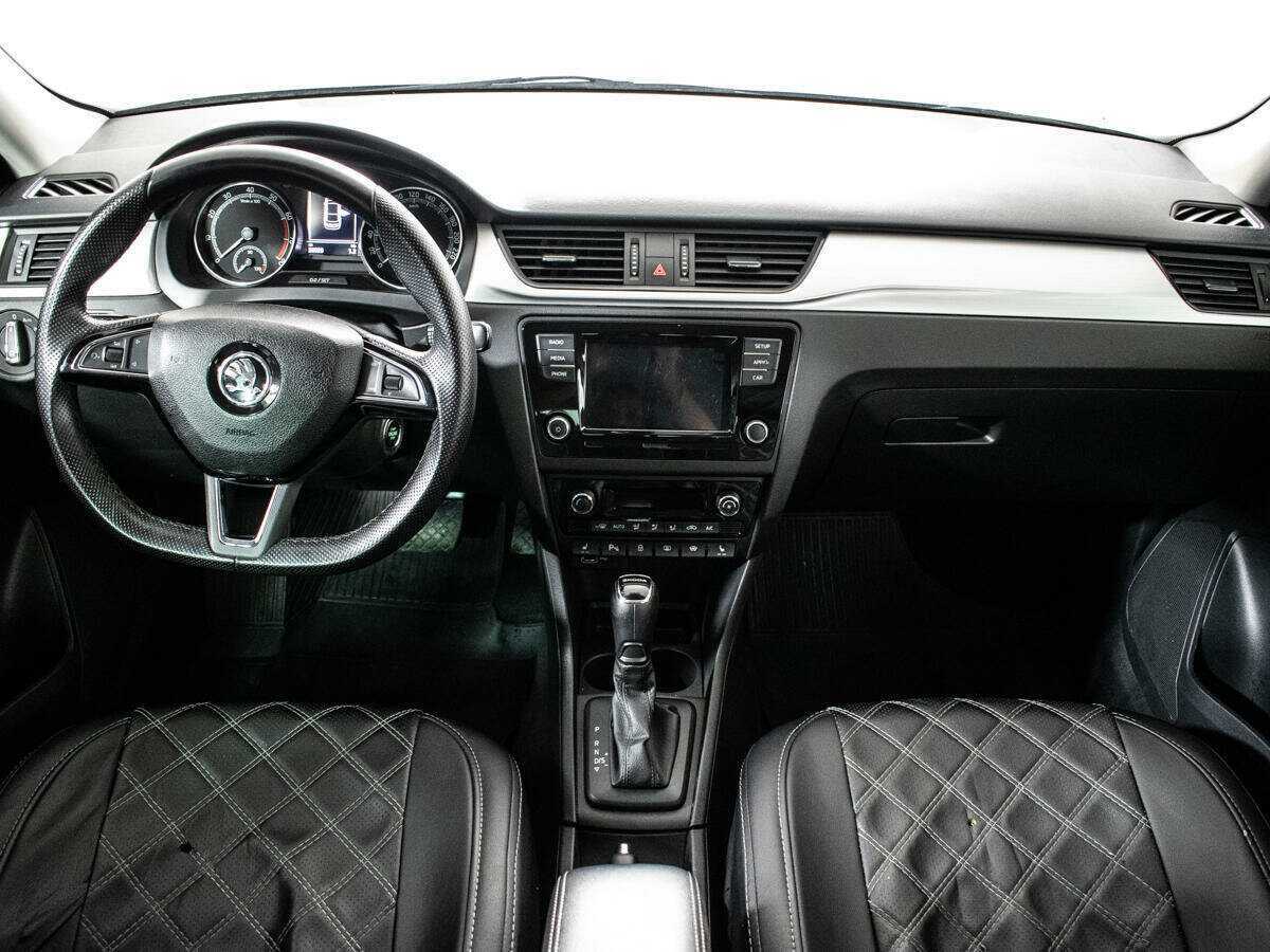 Купить Skoda Rapid с пробегом. Фото: #11