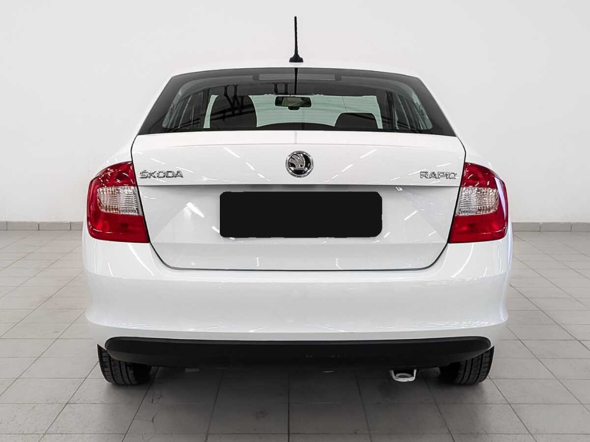 Купить Skoda Rapid с пробегом. Фото: #5