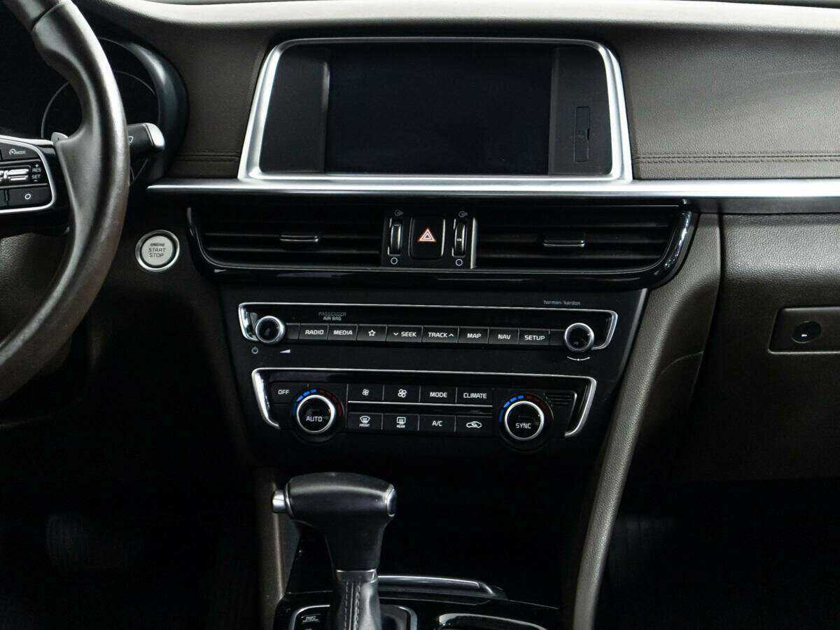 Купить Kia Optima с пробегом. Фото: #13