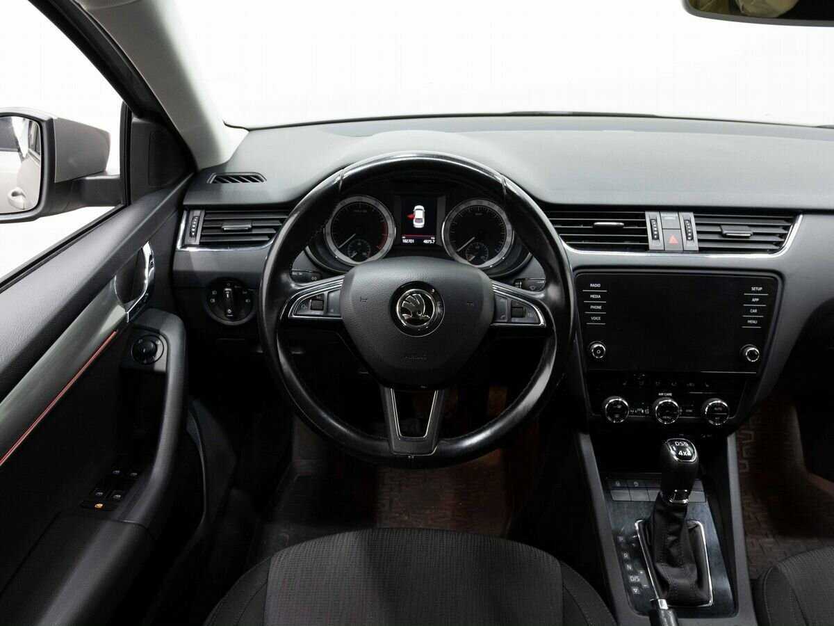 Купить Skoda Octavia с пробегом. Фото: #13
