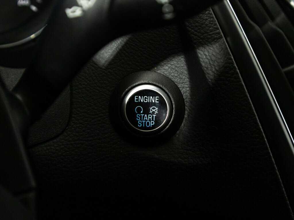 Купить Ford Focus с пробегом. Фото: #18