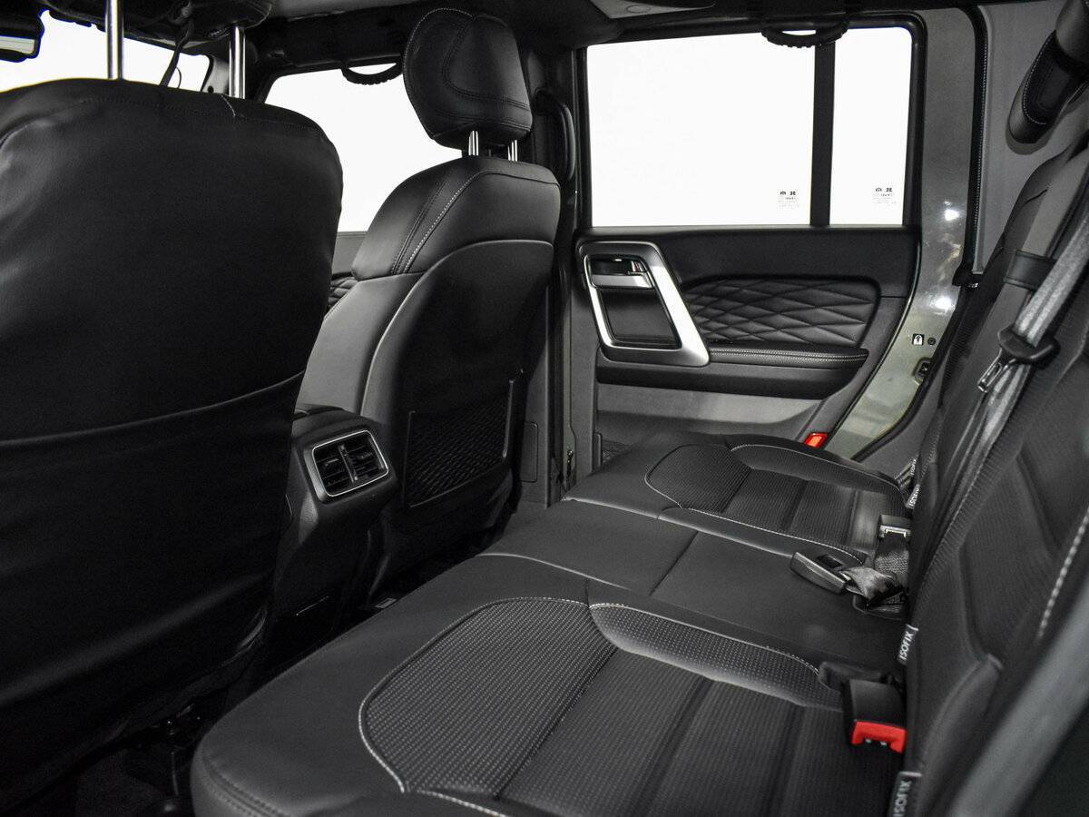 Купить BAIC BJ40 с пробегом. Фото: #13