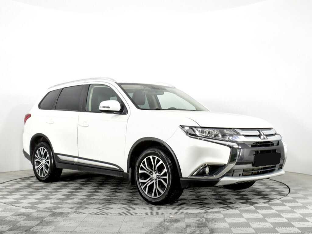 Купить Mitsubishi Outlander с пробегом. Фото: #2