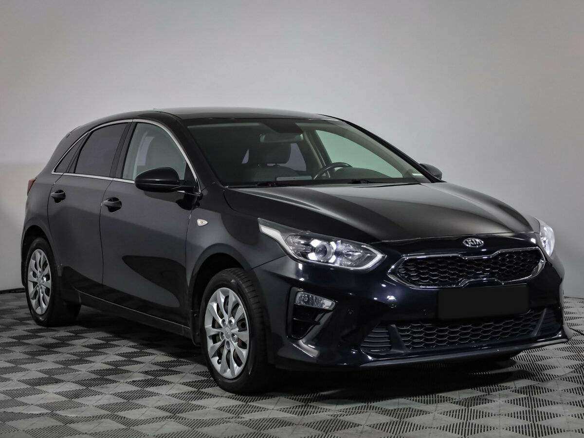 Купить Kia Ceed с пробегом. Фото: #2