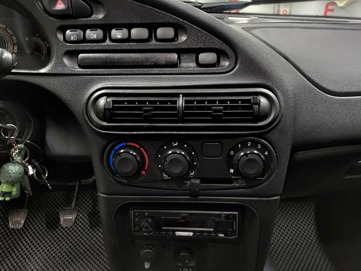 Купить Lada (ВАЗ) Niva Travel с пробегом. Фото: #14