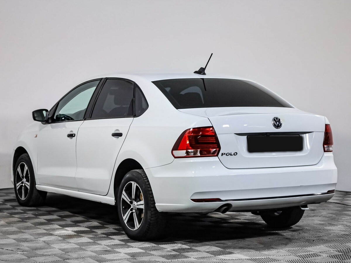 Купить Volkswagen Polo с пробегом. Фото: #5